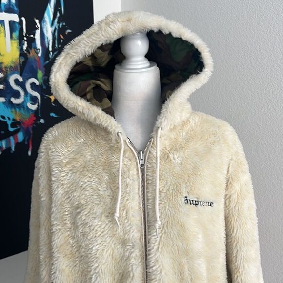 Supreme Reversible “leave me alone” Sherpa Fur Coat - Picture 10 of 14